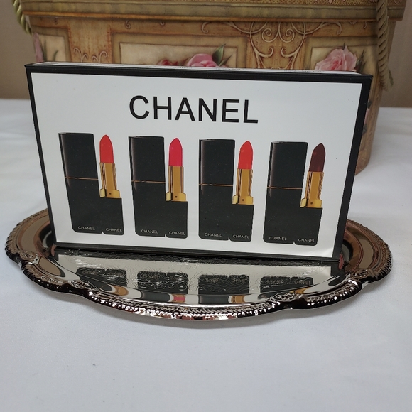 Great Gift 🎁 New in Box CHANEL 4 pack Lipstick 💄 - Picture 5 of 5